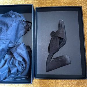 Black suede Saint Laurent LOULOU mule (great quality)(39)